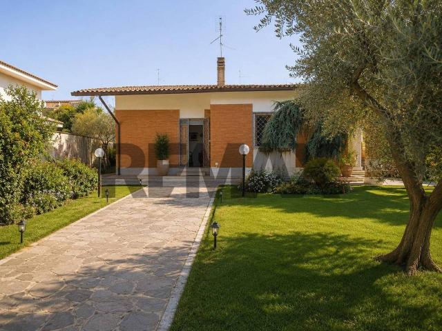Villa in vendita a Ardea