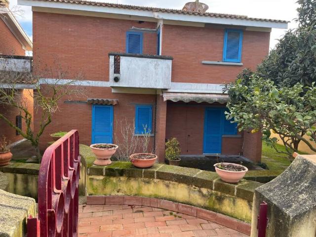 Villa in vendita a Ardea RM