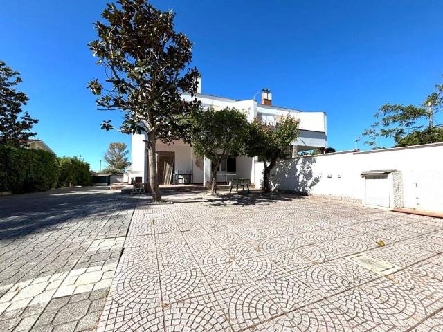 Villa in vendita a Ardea RM