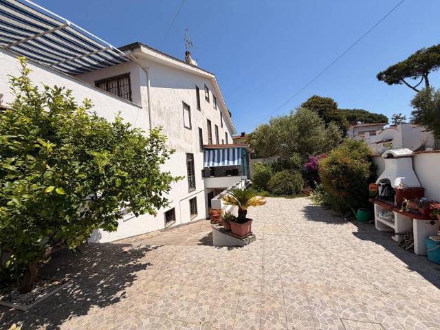 Villa in vendita a Ardea RM