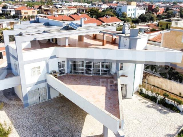 Villa in vendita a Ardea RM