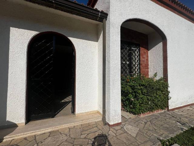 Villa in vendita a Ardea RM