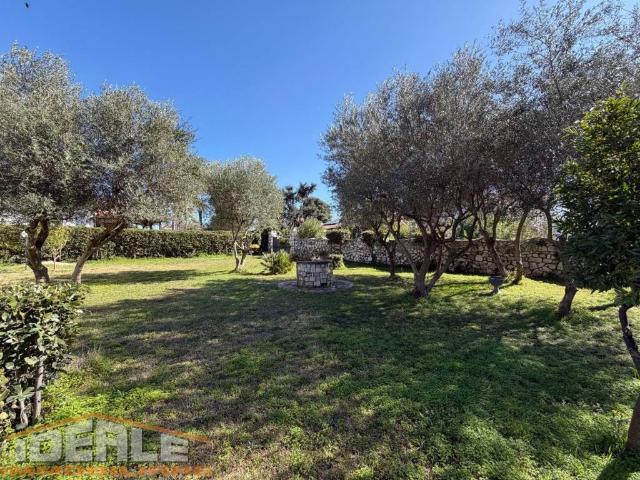 Villa in vendita a Ardea RM