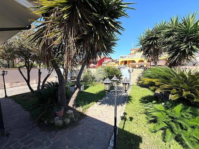 Villa in vendita a Ardea RM