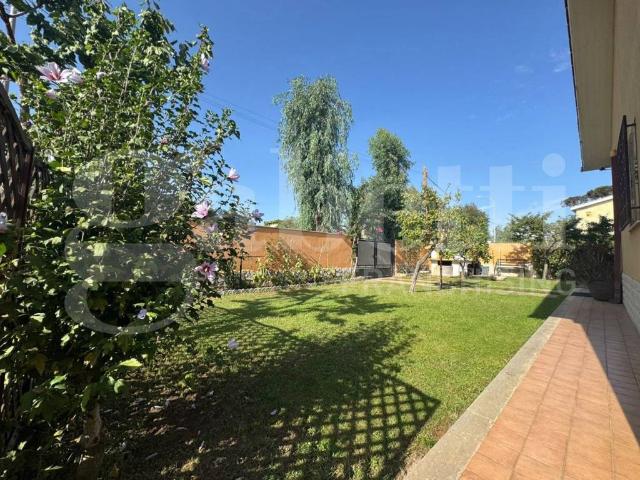 Villa in vendita a Ardea RM