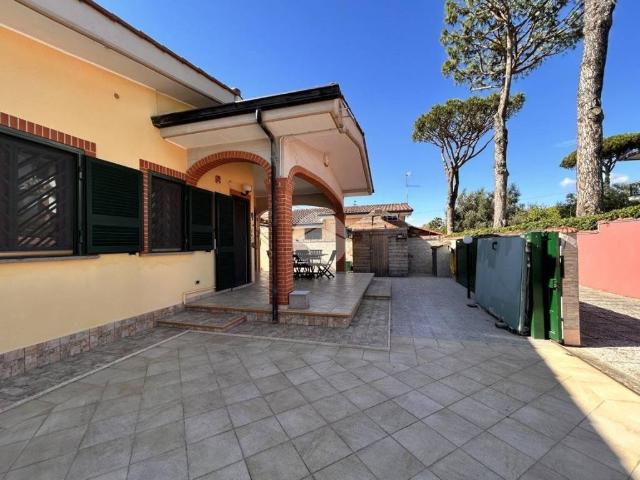 Villa in vendita a Ardea RM