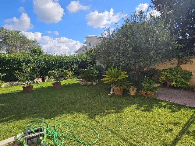 Villa in vendita a Ardea RM