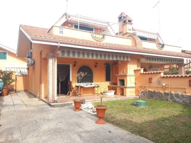 Villa in vendita a Ardea RM