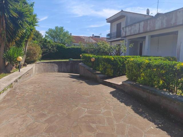 Villa in vendita a Ardea RM