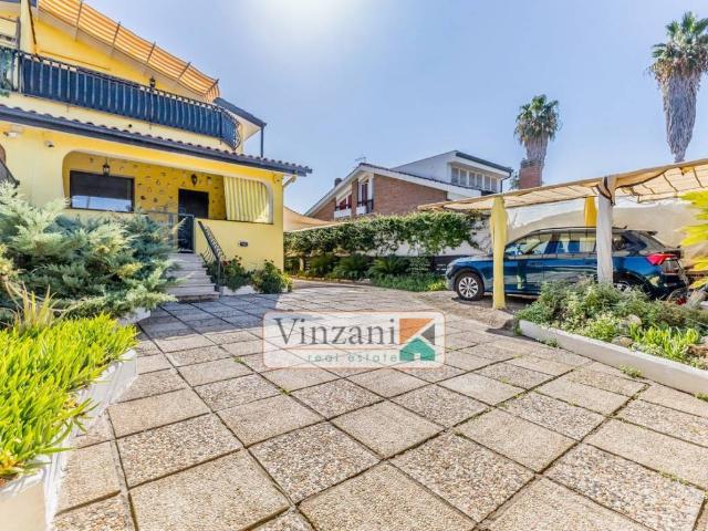 Villa in vendita a Ardea RM