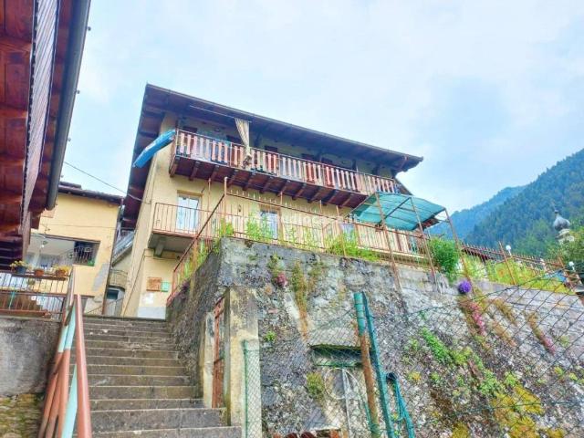 Villa in vendita a Ardesio BG