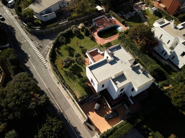 Villa in vendita a Arenzano GE
