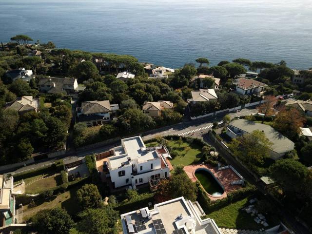Villa in vendita a Arenzano GE