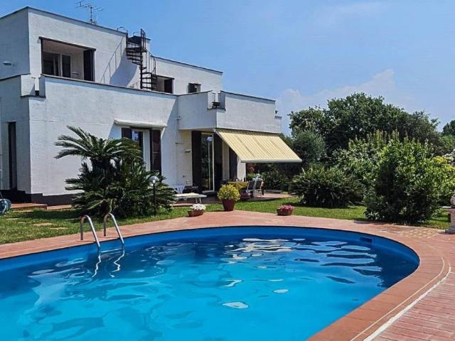 Villa in vendita a Arenzano GE