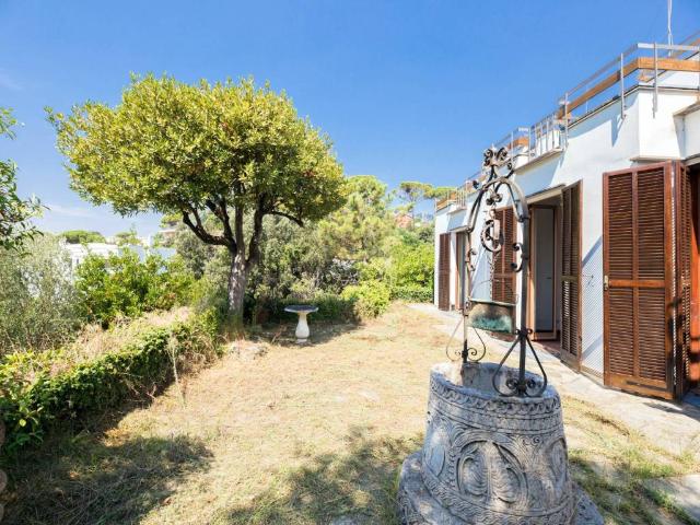 Villa in vendita a Arenzano GE
