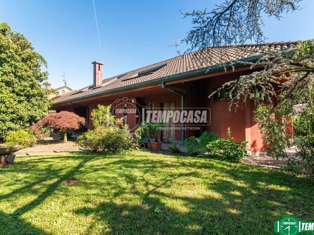 Villa in vendita a Arese