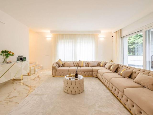 Villa in vendita a Arese MI