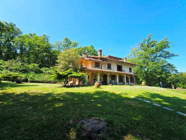 Villa in vendita a Arezzo AR