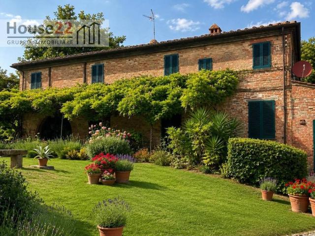 Villa in vendita a Arezzo AR