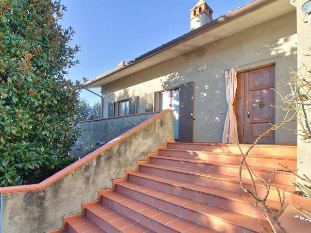 Villa in vendita a Arezzo AR