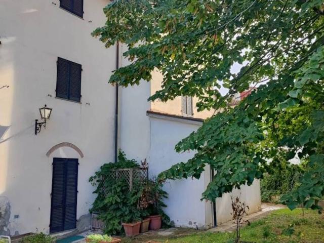 Villa in vendita a Arezzo AR