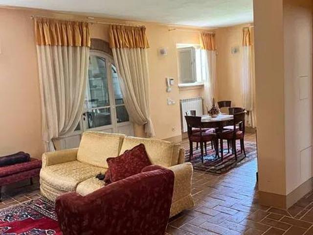 Villa in vendita a Arezzo AR