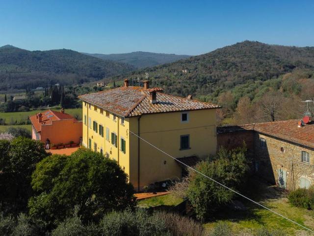 Villa in vendita a Arezzo AR
