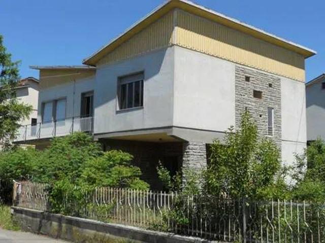 Villa in vendita a Arezzo AR