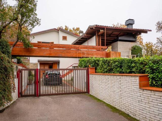Villa in vendita a Arezzo AR
