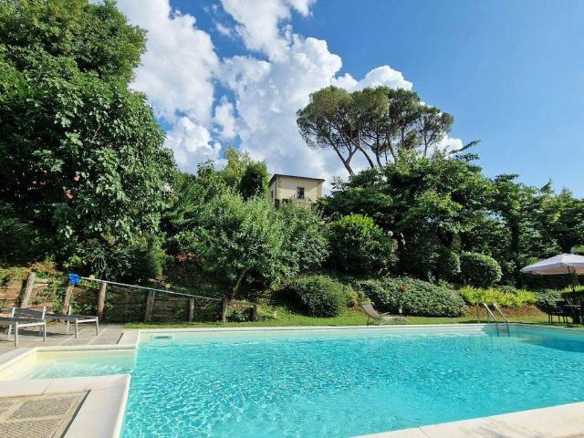 Villa in vendita a Arezzo AR