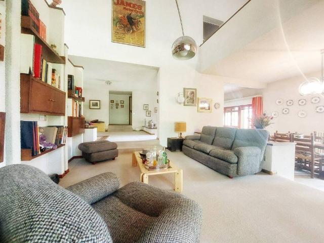 Villa in vendita a Arezzo AR