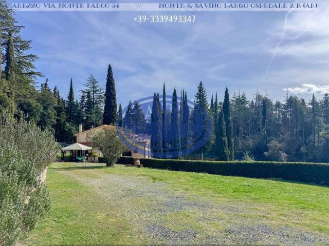 Villa in vendita a Arezzo AR