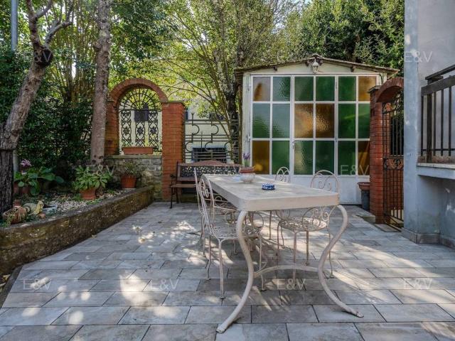 Villa in vendita a Arezzo AR