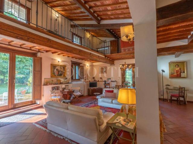 Villa in vendita a Arezzo AR