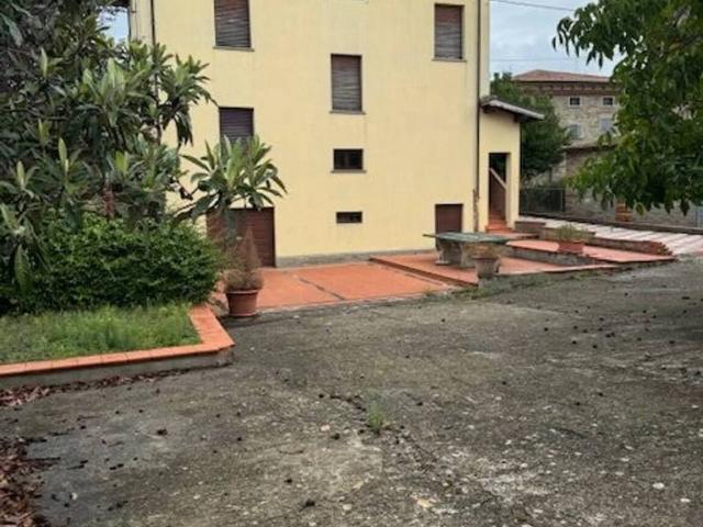 Villa in vendita a Arezzo AR