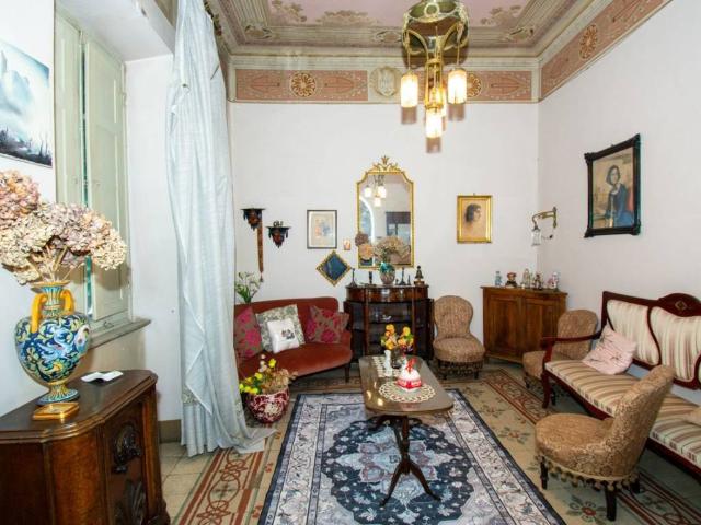 Villa in vendita a Arezzo AR