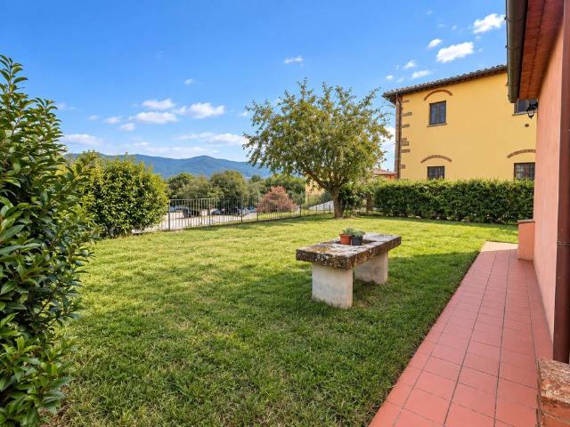 Villa in vendita a Arezzo AR