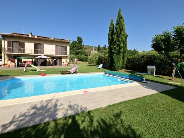 Villa in vendita a Arezzo AR