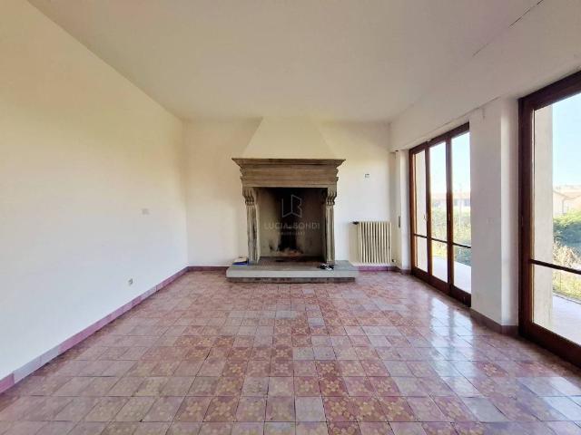 Villa in vendita a Arezzo AR