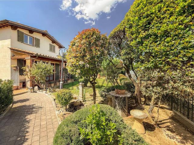 Villa in vendita a Arezzo AR