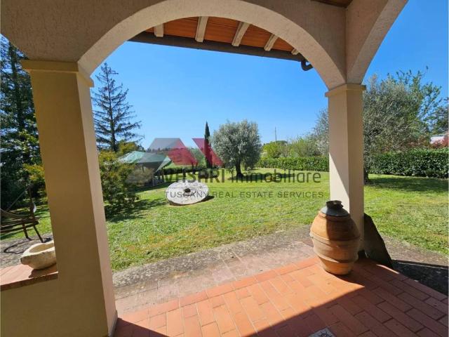 Villa in vendita a Arezzo AR
