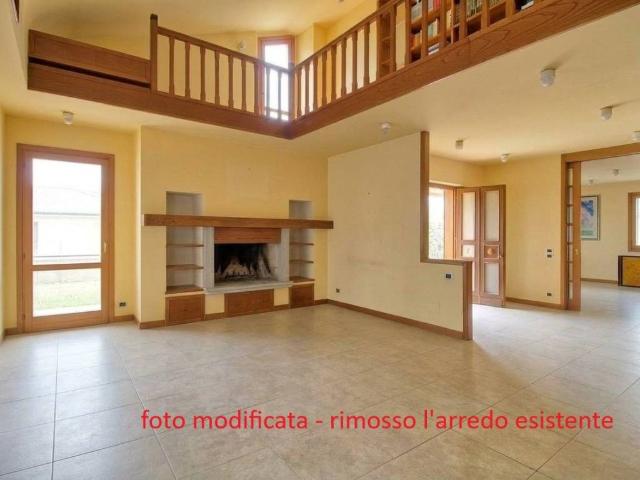 Villa in vendita a Arezzo AR