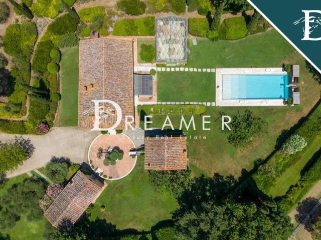 Villa in vendita a Arezzo AR