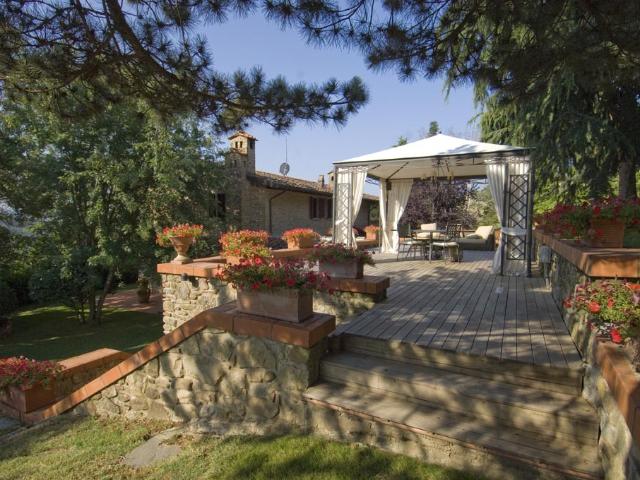 VILLA in VENDITA a AREZZO CHIASSA / TREGOZZANO di 8 vani