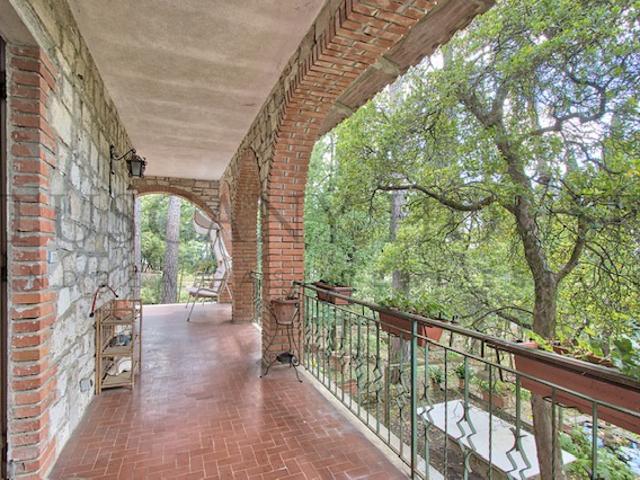 VILLA in VENDITA a AREZZO RIGUTINO / OLMO / RIPA DI OLMO di 5 vani