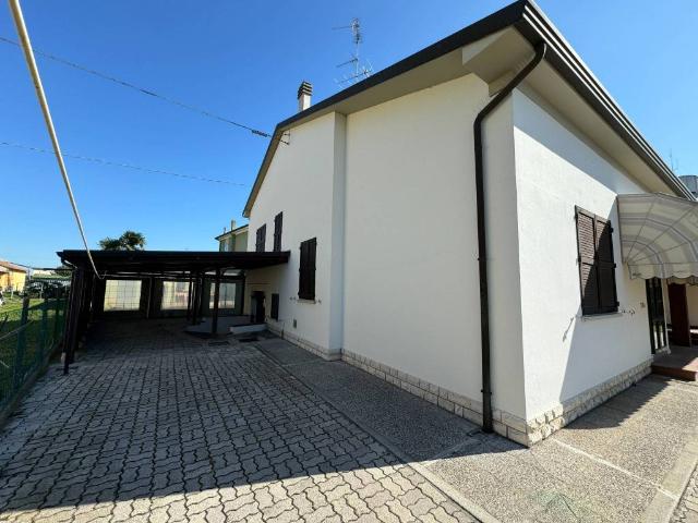 Villa in vendita a Argenta FE