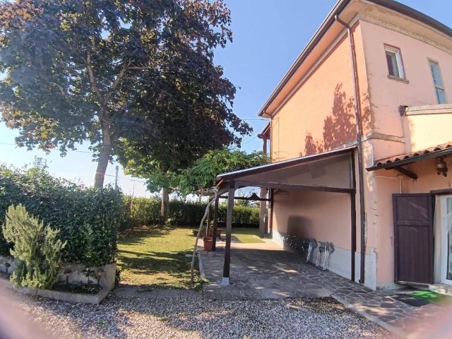 Villa in vendita a Argenta FE