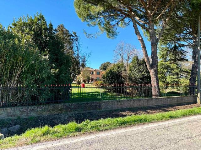 Villa in vendita a Argenta FE
