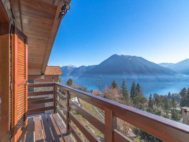 Villa in vendita a Argegno CO