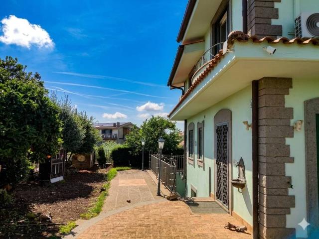 Villa in vendita a Ariccia RM